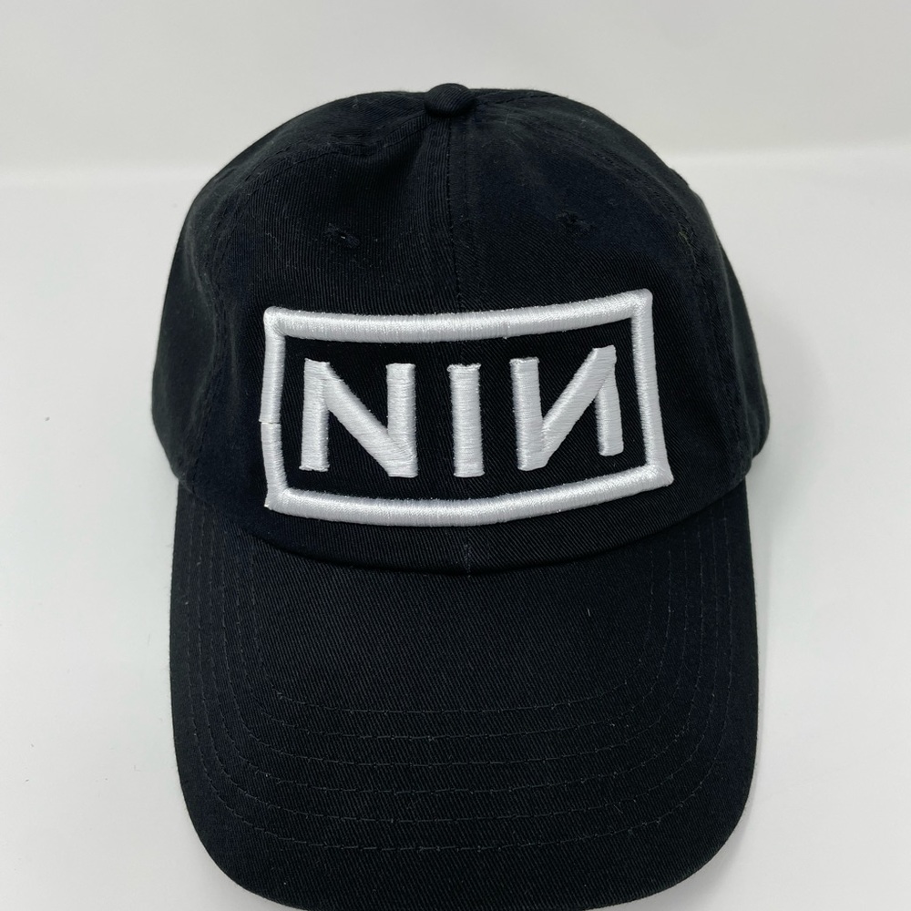 Nine Inch Nails Hat NIN Rock Hall Of Fame *RARE*. White logo